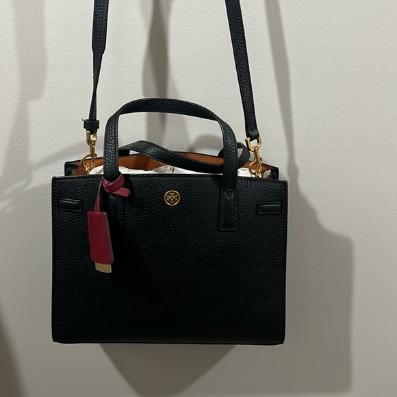 Tory Burch gently loved handbag - Picture 1 of 3